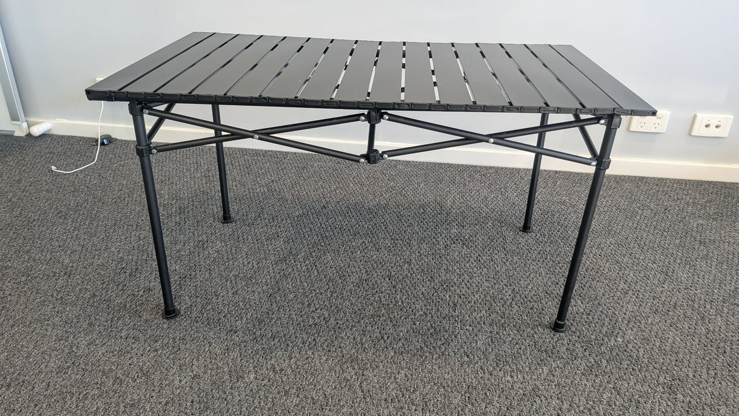 Camping Table Foldup 96cm x 53cm x 51cm - perfect coffee table