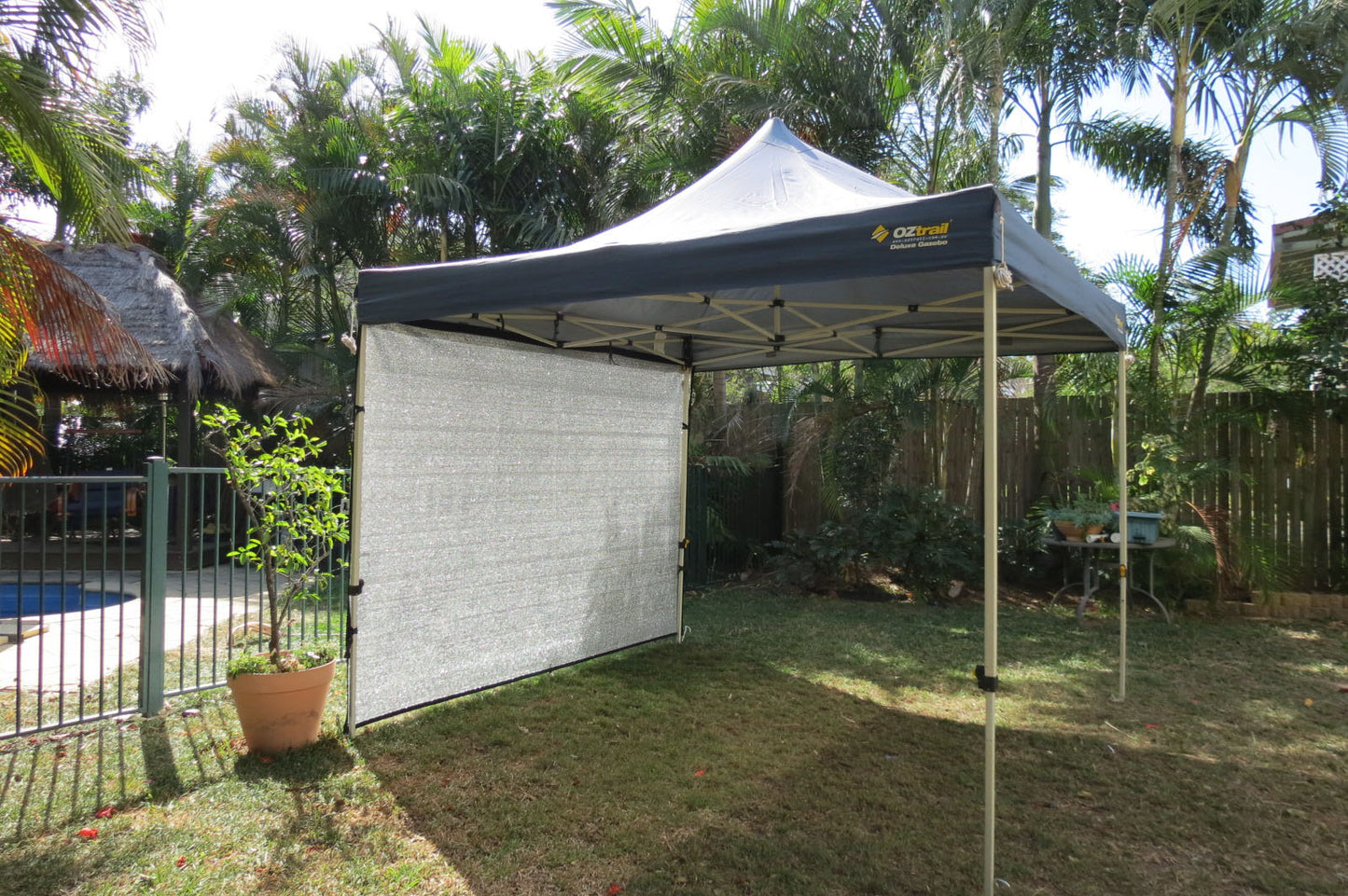 2.9m x 2m Cool Shade Privacy Screen