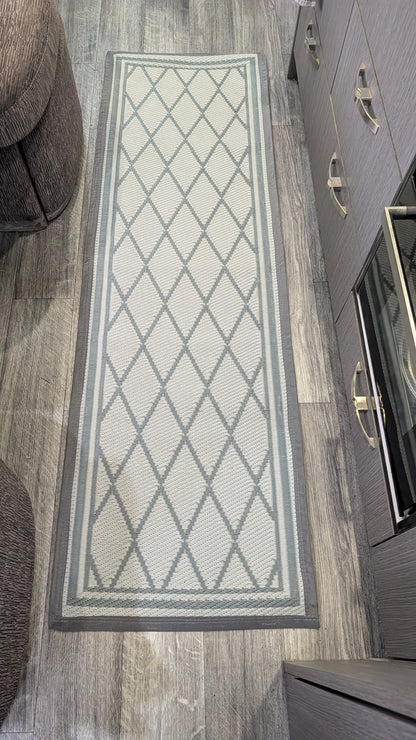Caravan Hall Runner