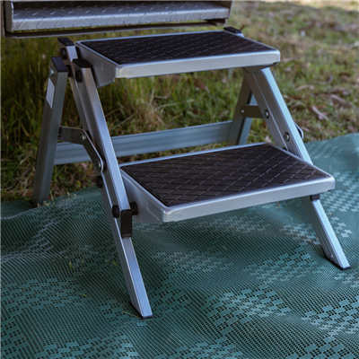 FOLDING TWO STAGE STEP